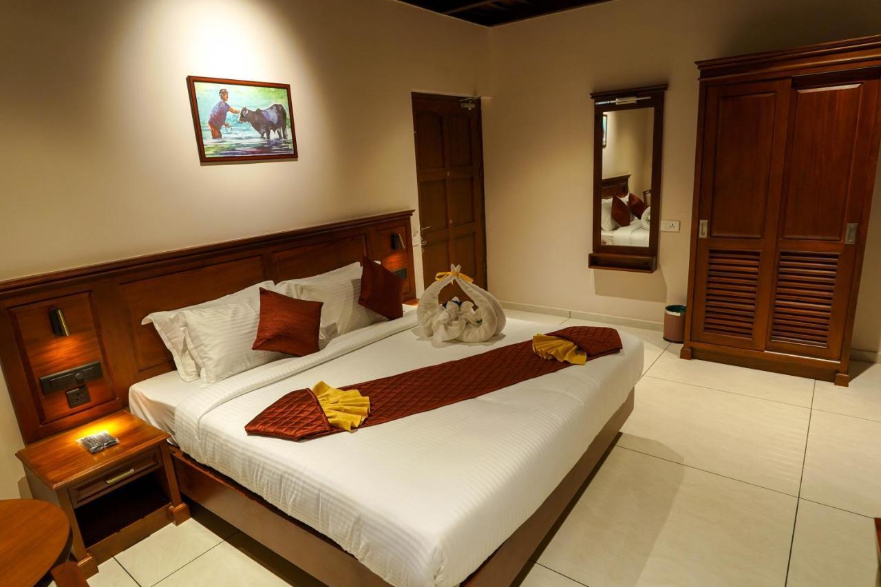 Hotel Heritage Plaza Kottayam Exterior foto